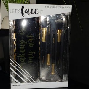Makeup 4 piece brush set